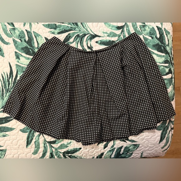 Kate Spade Shorts - Picture 2 of 5